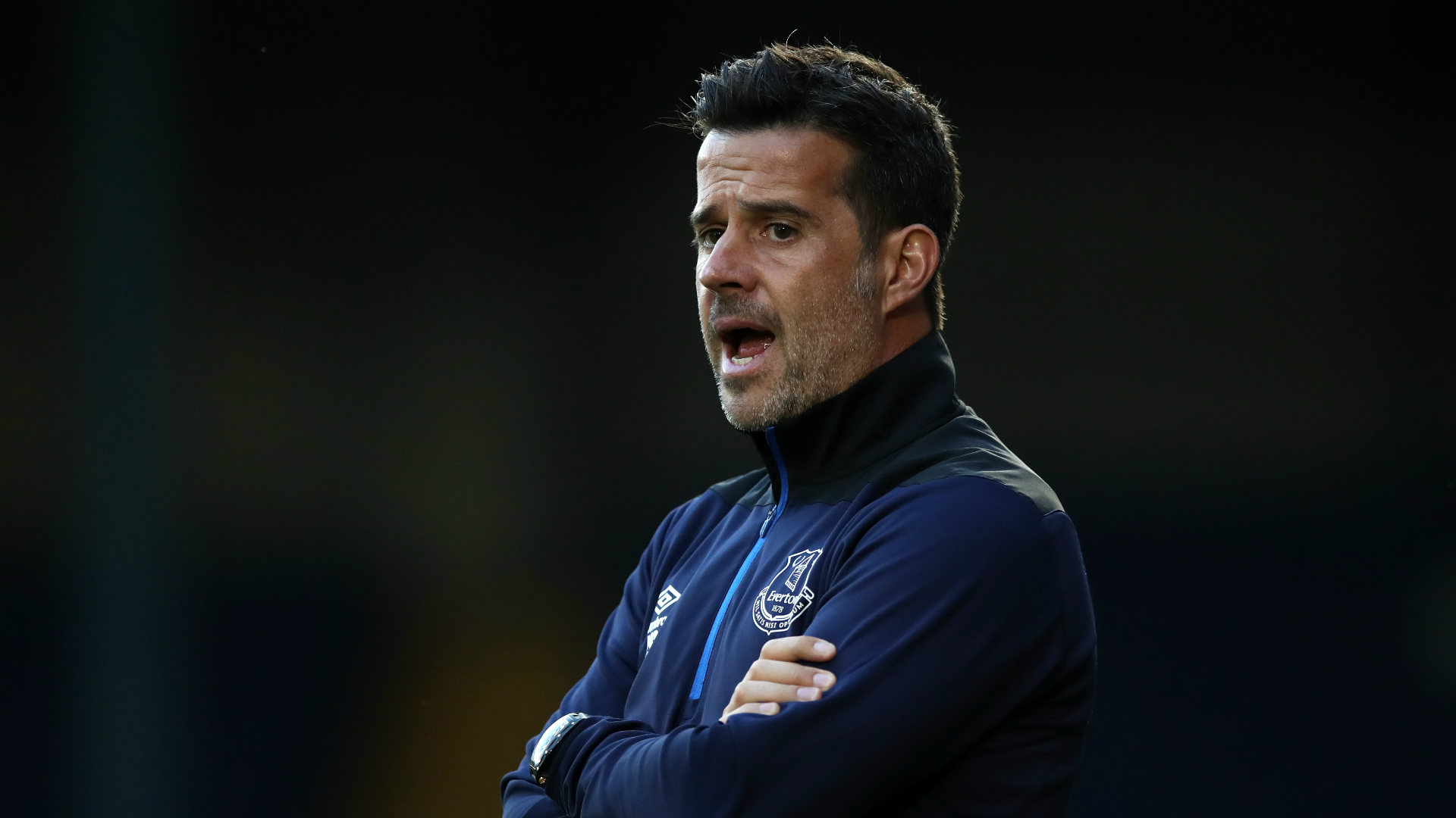 现了他作为 现了他作为